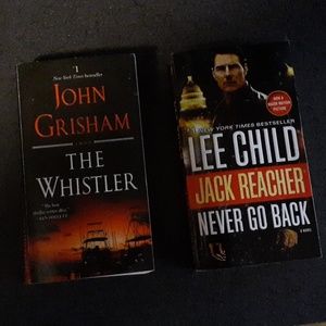 2 Book Set / John Grisham the whistler / Lee Child  Reacher Never go Back